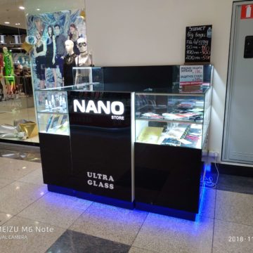 Торговый островок мобильных аксессуаров и защиты смартфонов “NANO” (г. Днепр, ТРЦ “Караван”)
